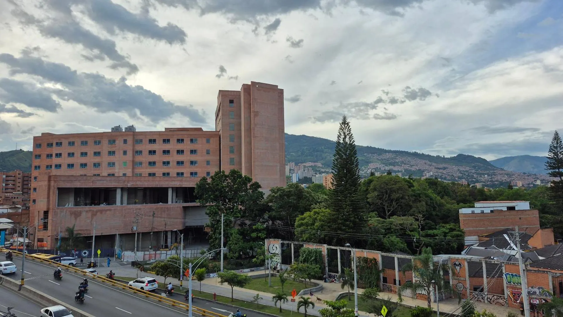 Hotel Spa Laureles Медельин 3*,  Колумбия