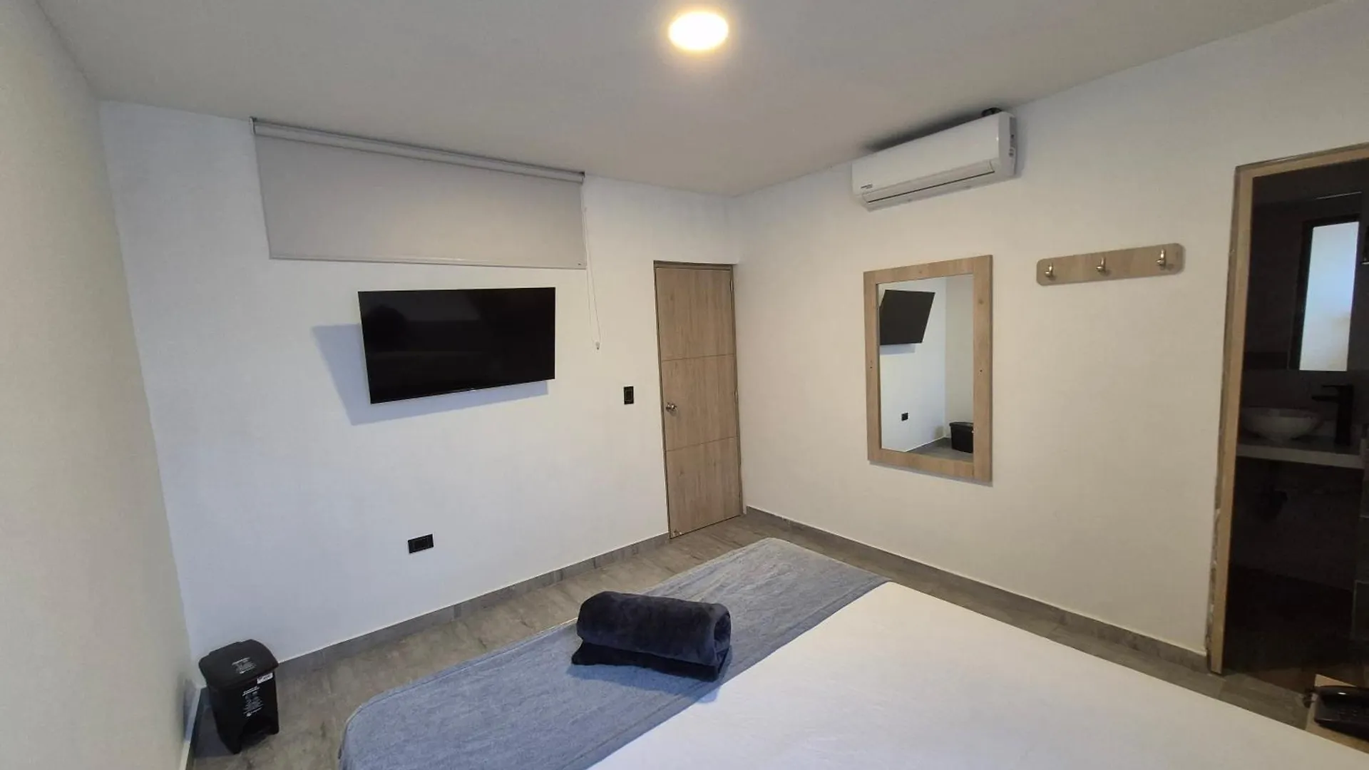 Hotel Spa Laureles Медельин