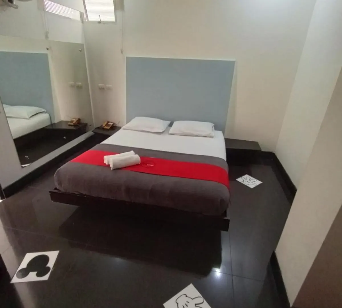 Hotel Spa Laureles 메딜린